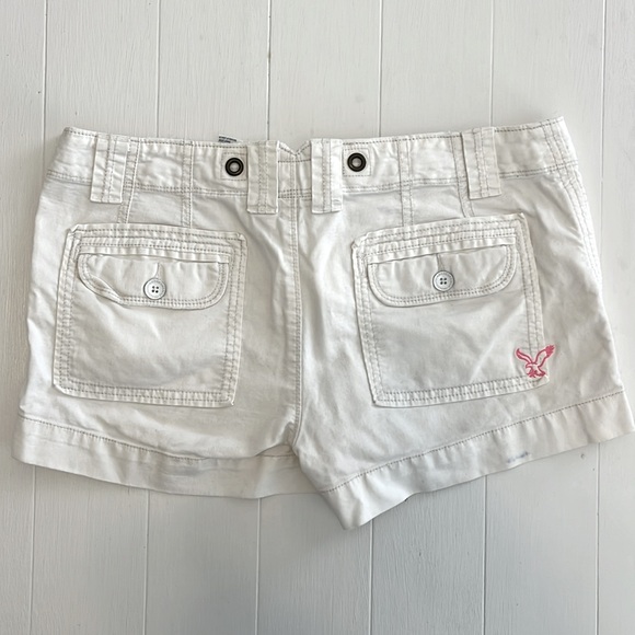 White American Eagle Shorts - Picture 4 of 5